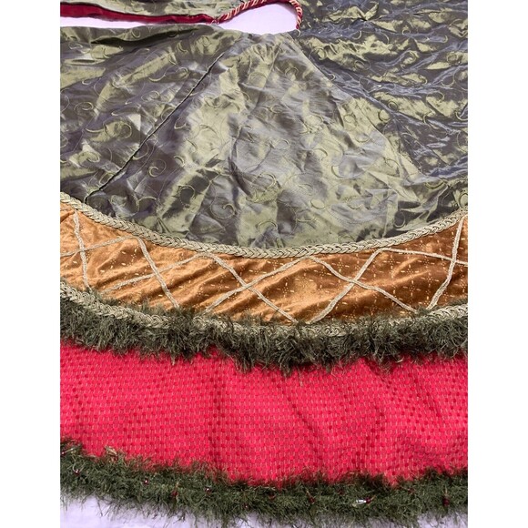 Handmade Luxurious Satin Christmas Tree Skirt 60" Red Gold Green Reversible EUC - Picture 5 of 12